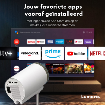De Lumora Pro beamer toont een interface vol vooraf geïnstalleerde streaming apps zoals Netflix, Videoland, Prime Video en YouTube via de ingebouwde app store.